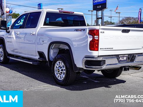 Used 2025 Chevrolet Silverado 2500 LT w/ Convenience Package AWD/4WD image 7