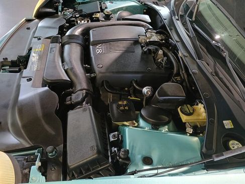 Used 2002 Ford Thunderbird RWD image 39