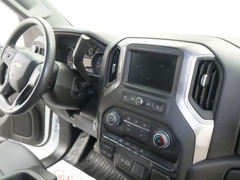 Used 2025 Chevrolet Silverado 2500 W/T w/ WT Convenience Package image 21