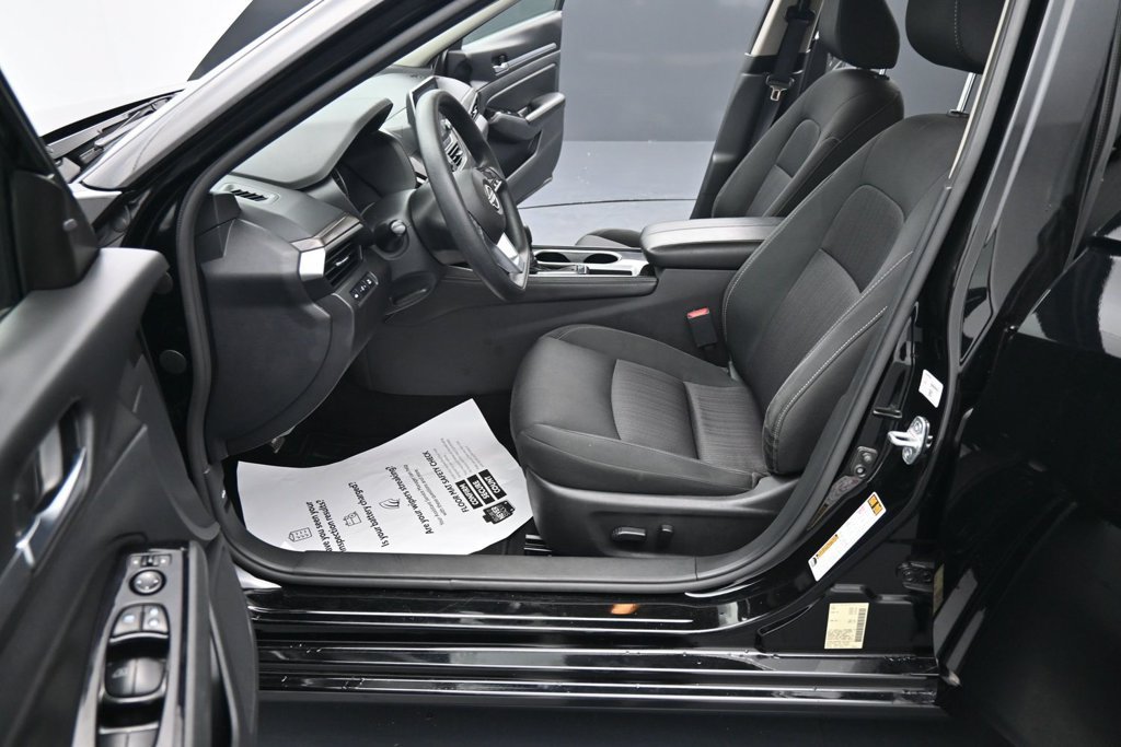 Used 2023 Nissan Altima 2.5 SV FWD image 17