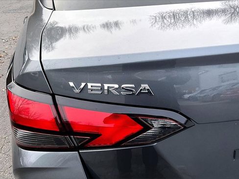 New 2025 Nissan Versa SV w/ Trunk Package image 9