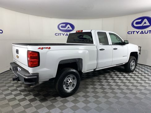 Used 2019 Chevrolet Silverado 2500 W/T AWD/4WD image 3