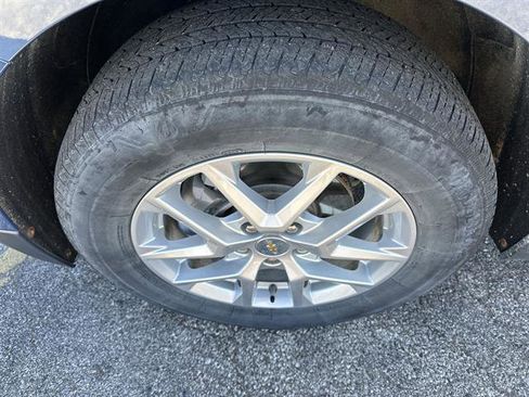 Certified 2024 Chevrolet Equinox LT image 17