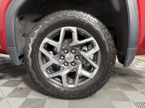 Used 2023 GMC Sierra 1500 SLT w/ SLT Premium Package image 17