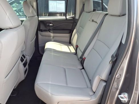Certified 2023 Honda Ridgeline RTL image 16