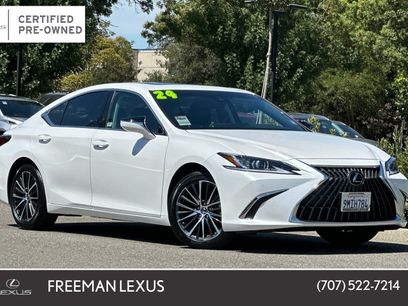 Used 2024 Lexus ES 300h w/ Premium Package