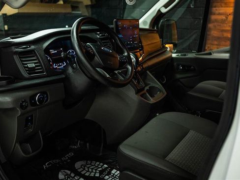 Used 2024 Ford Transit 350 XLT image 8