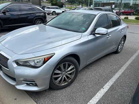 Used 2015 INFINITI Q50 Premium w/ Navigation Package AWD/4WD image 1