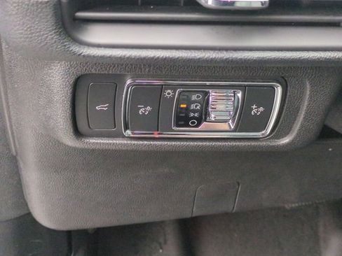 Used 2022 Lincoln Corsair Reserve w/ Luxury Package image 17