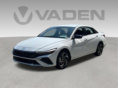 New 2025 Hyundai Elantra SEL