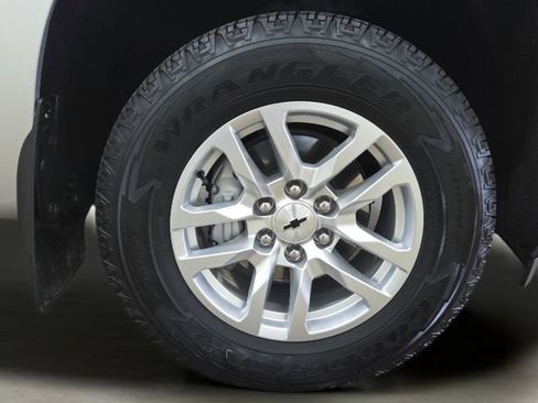 Used 2020 Chevrolet Silverado 1500 RST AWD/4WD image 37