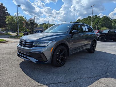 Used 2023 Volkswagen Tiguan SE R-Line