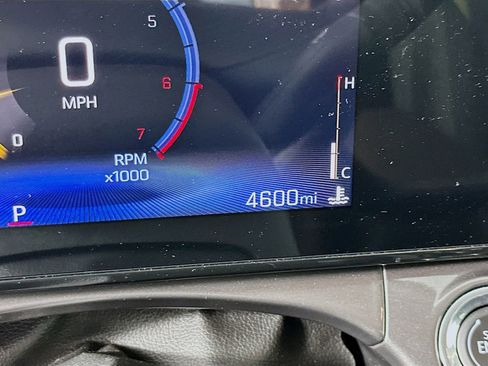 New 2025 Chevrolet Trax ACTIV w/ Sunroof Package image 13