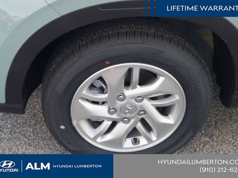 New 2026 Hyundai Venue SE FWD image 13
