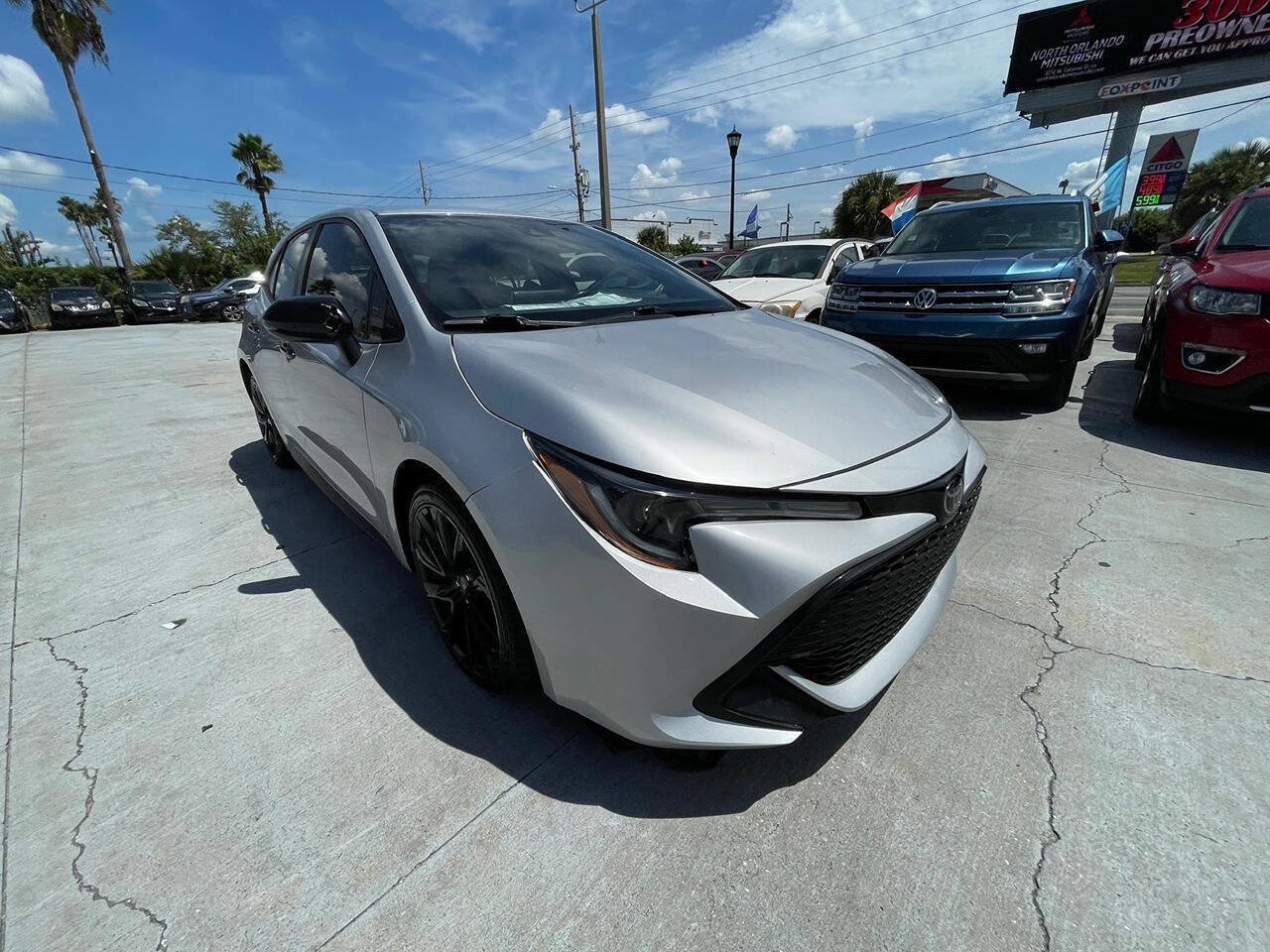 Used 2022 Toyota Corolla SE FWD image 2