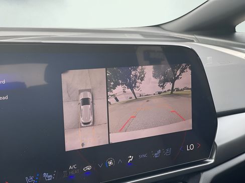 New 2025 Chevrolet Equinox EV RS w/ Active Safety Package 3 AWD/4WD image 14