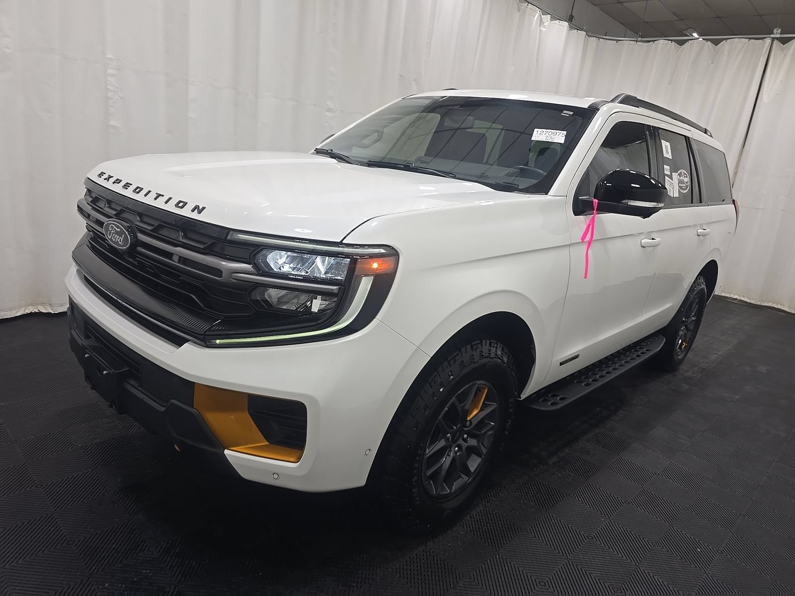 Used 2025 Ford Expedition Tremor AWD/4WD image 3