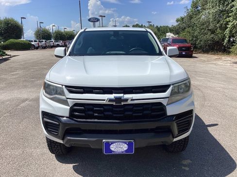 Used 2021 Chevrolet Colorado W/T w/ Custom Special Edition RWD image 2
