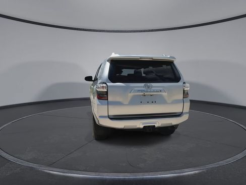 Used 2015 Toyota 4Runner SR5 Premium AWD/4WD image 7