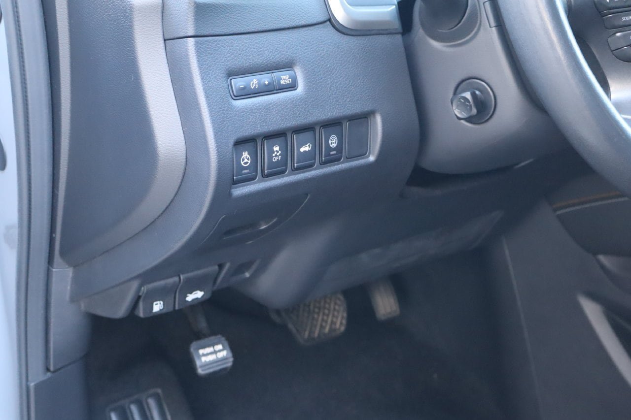 Used 2022 Nissan Murano Platinum w/ Cargo Package FWD image 22