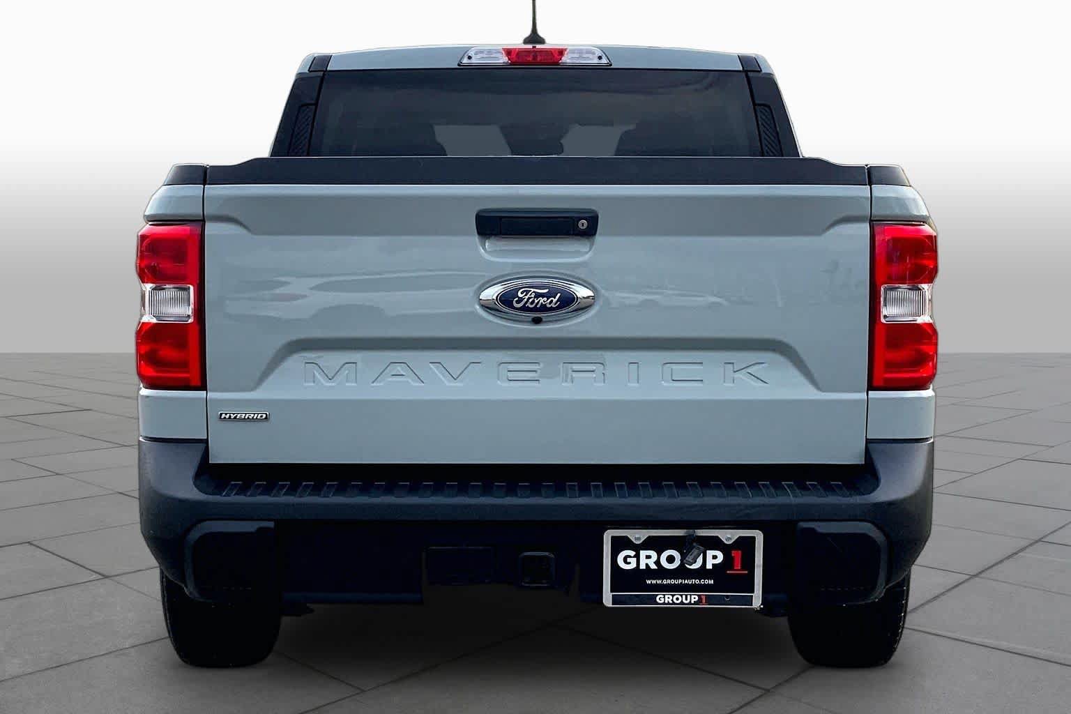 Used 2023 Ford Maverick XL FWD image 5