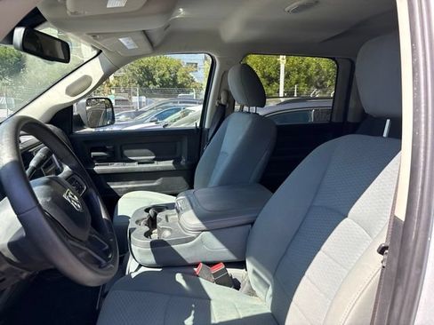 Used 2018 RAM 2500 Tradesman w/ Chrome Appearance Group AWD/4WD image 7