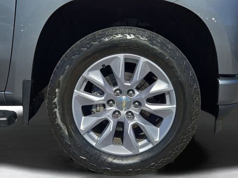 Used 2020 Chevrolet Silverado 1500 Custom w/ Custom Max Trailering Package image 6