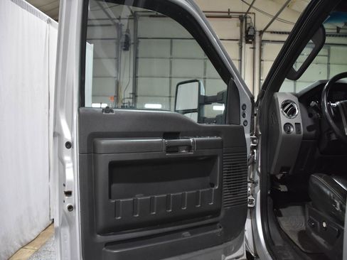 Used 2008 Ford F250 XL AWD/4WD image 9