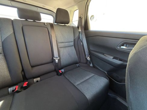 Used 2025 Nissan Rogue SV AWD/4WD image 34