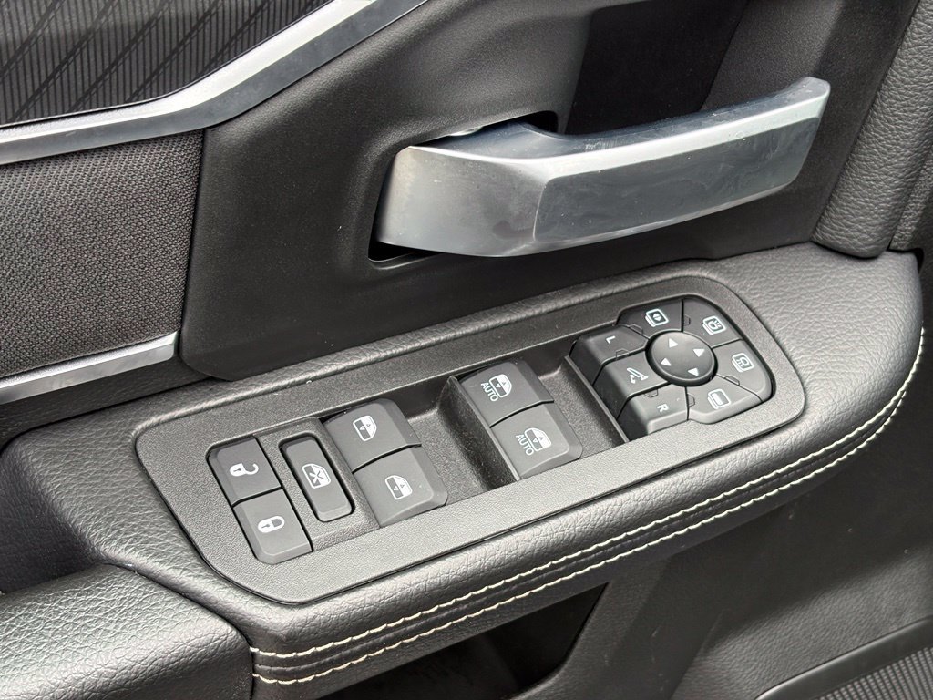Used 2026 RAM 2500 Big Horn AWD/4WD image 24