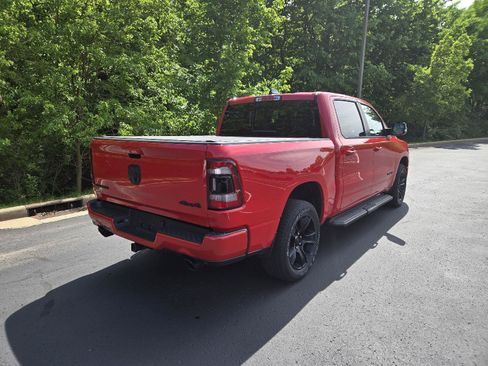Used 2021 RAM 1500 Big Horn AWD/4WD image 3
