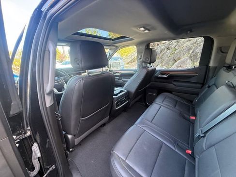 Used 2022 GMC Sierra 1500 Denali w/ Denali Reserve Package AWD/4WD image 19