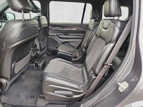 Used 2021 Jeep Grand Cherokee L Laredo AWD/4WD image 24