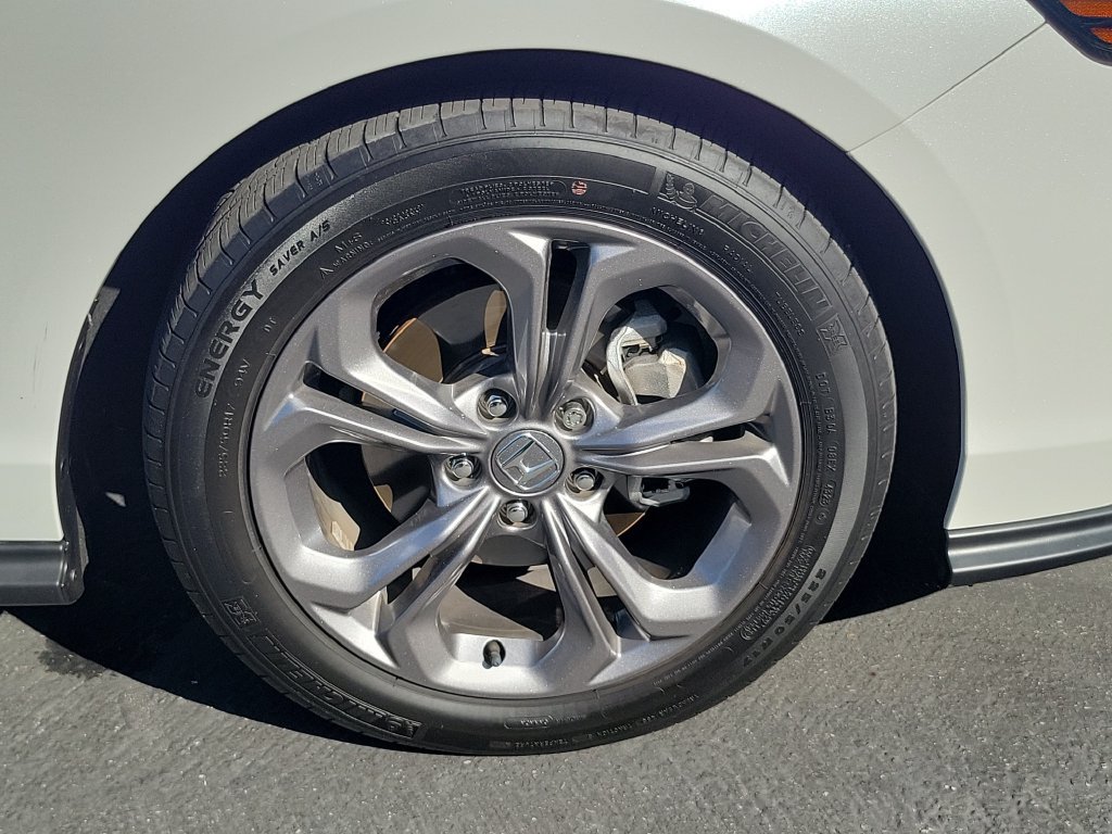 Certified 2024 Honda Accord EX image 6
