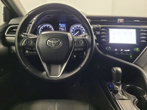 Used 2018 Toyota Camry SE FWD image 22