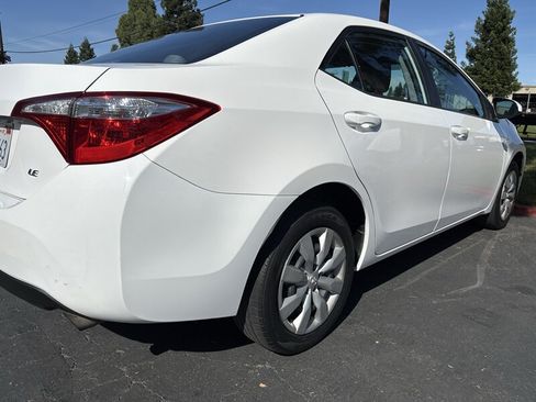Used 2016 Toyota Corolla LE FWD image 10