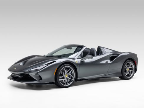 Certified 2022 Ferrari F8 Tributo RWD image 3