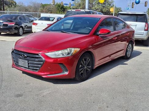 Used 2018 Hyundai Elantra SEL FWD image 3