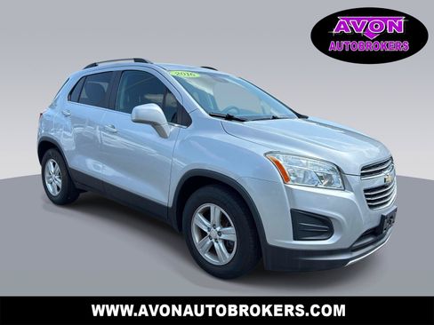 Used 2016 Chevrolet Trax LT FWD image 1