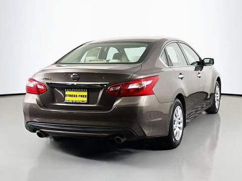 Used 2016 Nissan Altima 2.5 S w/ Power Driver Seat Package FWD image 7