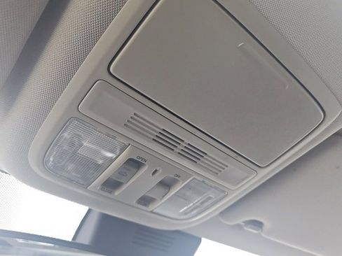 Used 2020 Honda Accord EX image 28