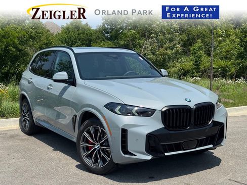 Used 2026 BMW X5 xDrive40i w/ M Sport Package image 1