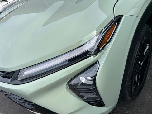 Used 2025 Chevrolet Trax ACTIV w/ Driver Confidence Package image 19