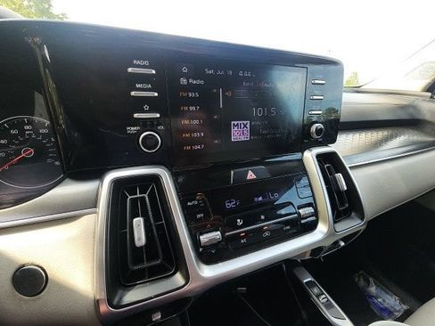Used 2021 Kia Sorento S AWD/4WD image 23