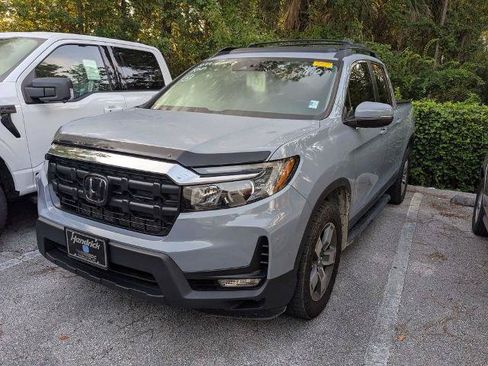 Used 2025 Honda Ridgeline RTL image 2