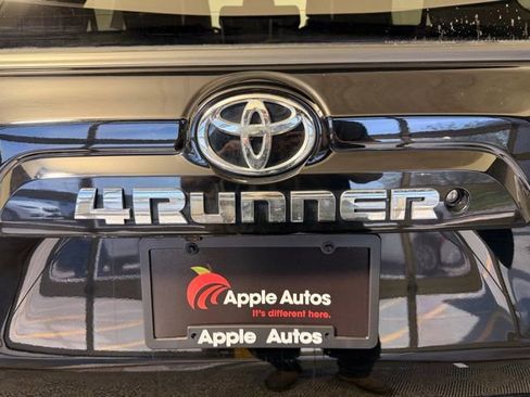 Used 2019 Toyota 4Runner SR5 Premium AWD/4WD image 11