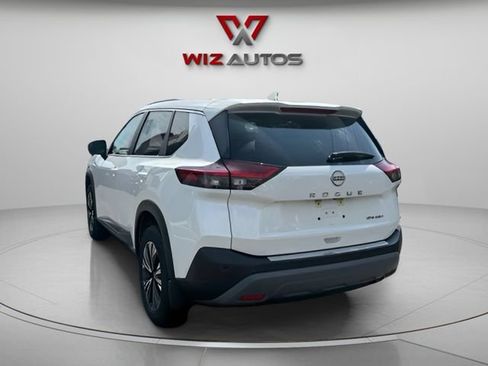 Used 2022 Nissan Rogue SV w/ SV Premium Package AWD/4WD image 3