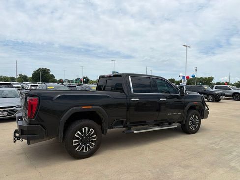 Used 2023 GMC Sierra 3500 Denali w/ Denali Ultimate Package AWD/4WD image 2