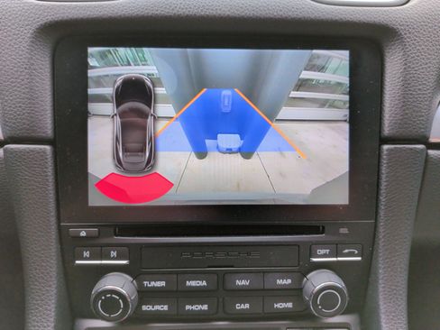 Used 2021 Porsche 718 Cayman image 25