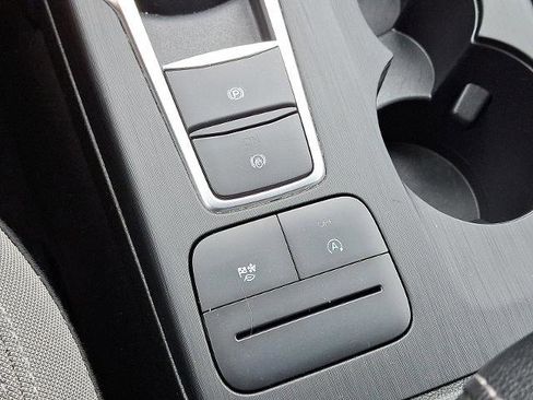 Certified 2022 Ford Escape SE w/ Convenience Package image 23